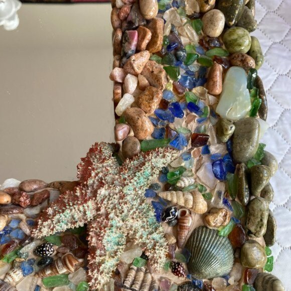GORGEOUS HANDMADE ROCK & SEASHELL VINTAGE MIRROR ARTWORK (GUC) - Picture 3 of 7